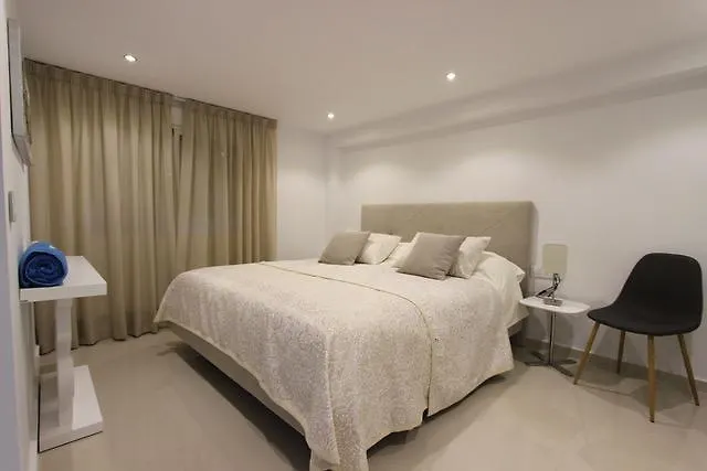 Siempre Domingo Villa Marbella Spain
