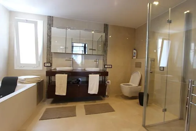 Siempre Domingo Villa Marbella