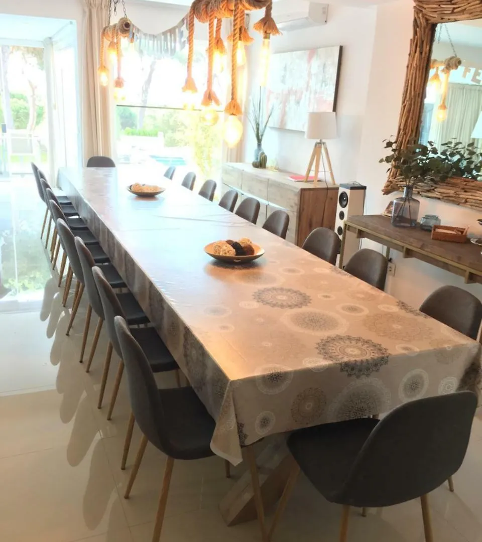 Siempre Domingo Villa Marbella